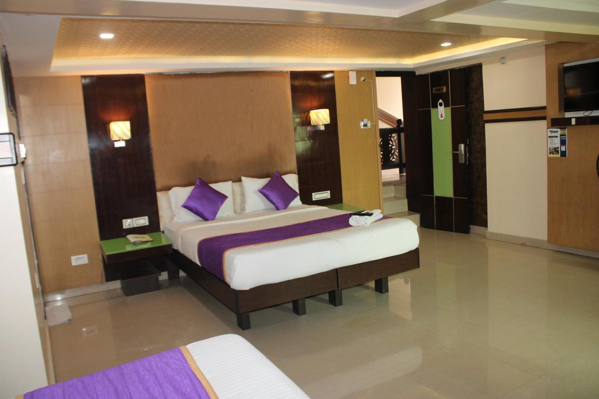 Vp International Hotell Bangalore Eksteriør bilde