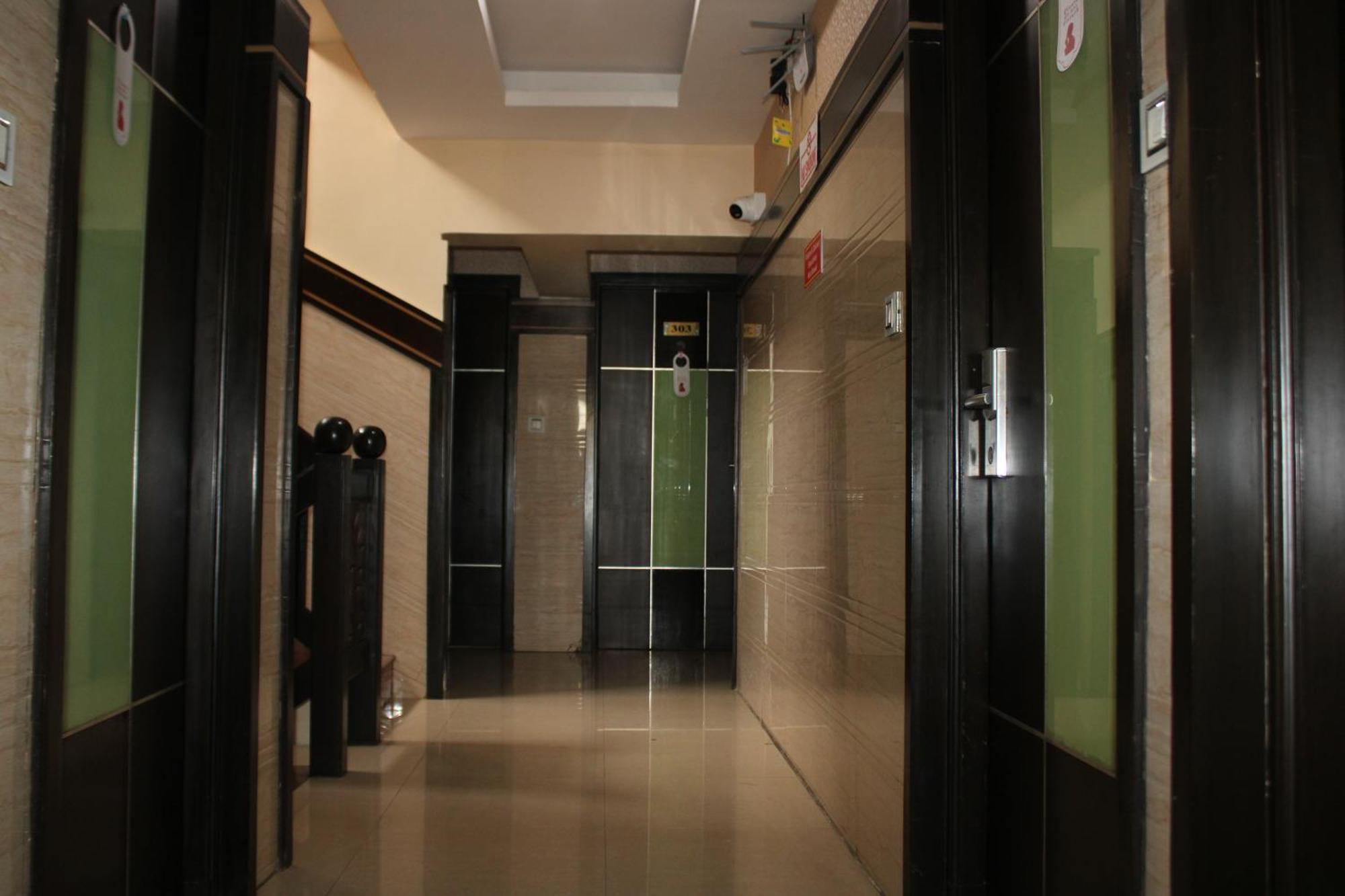 Vp International Hotell Bangalore Eksteriør bilde