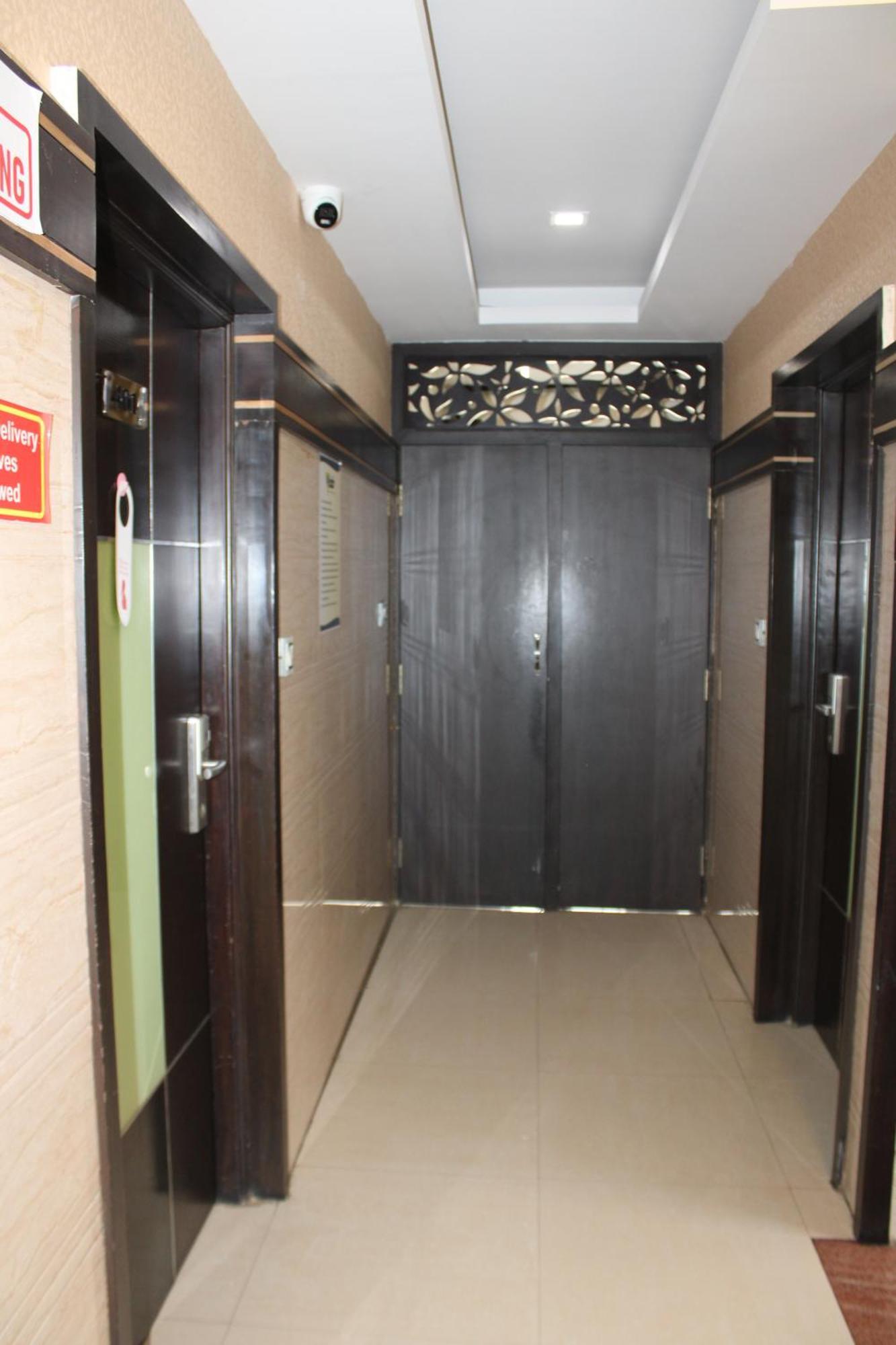 Vp International Hotell Bangalore Eksteriør bilde