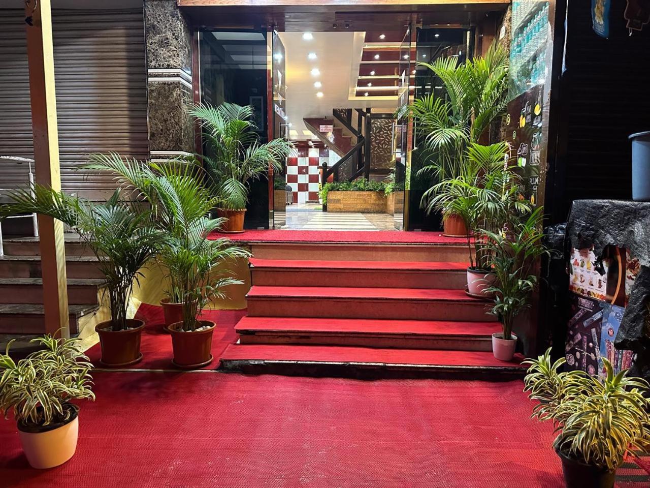 Vp International Hotell Bangalore Eksteriør bilde